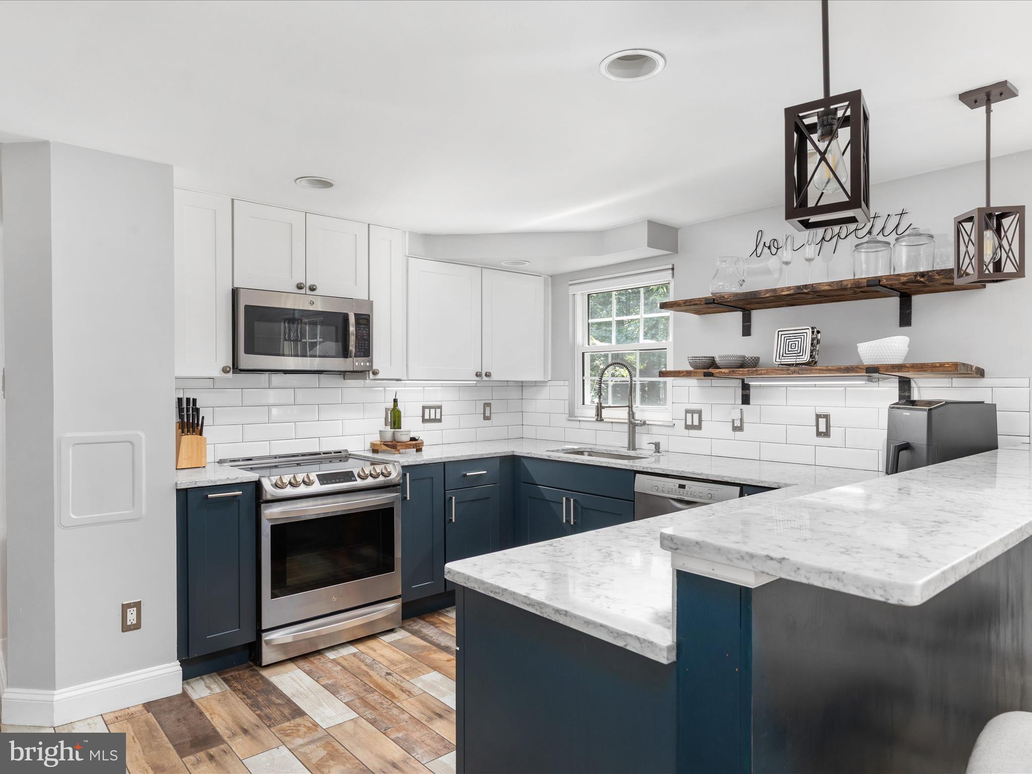 8490 MAGIC TREE COURT