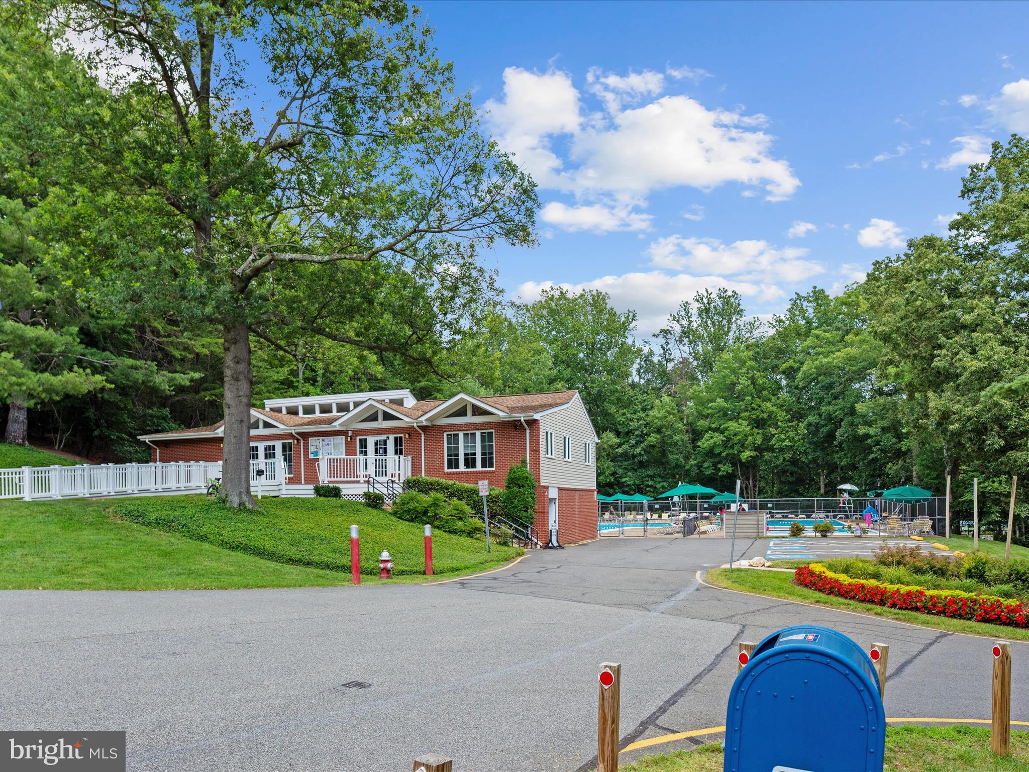 8490 MAGIC TREE COURT