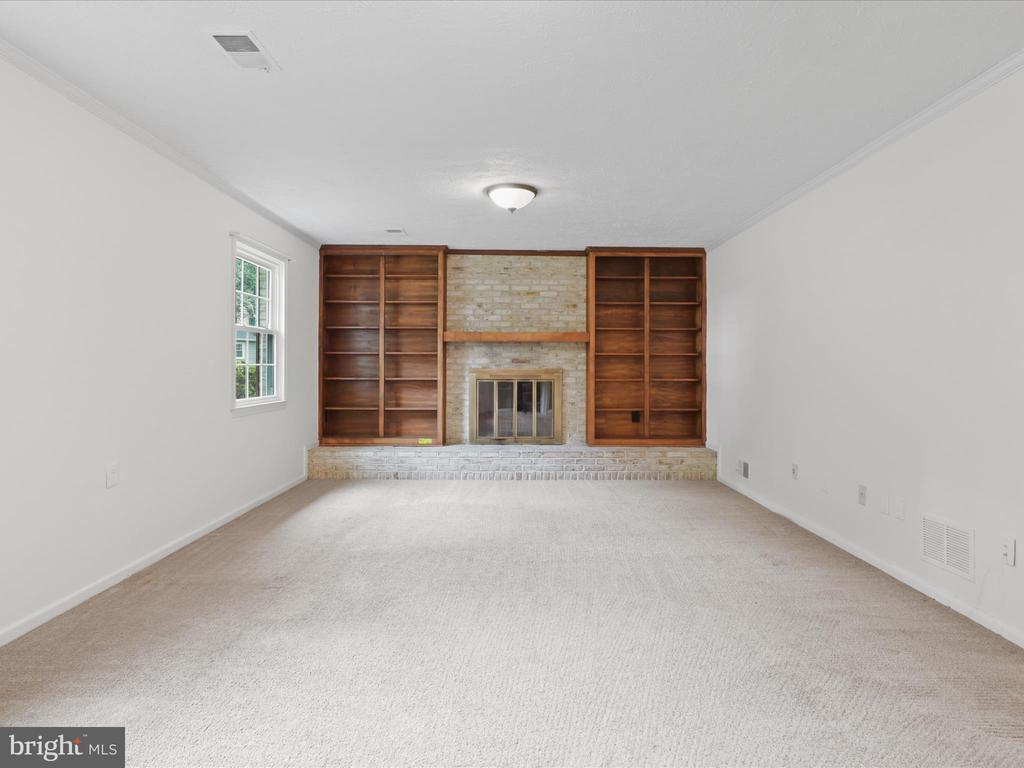 10015 COTTON FARM ROAD