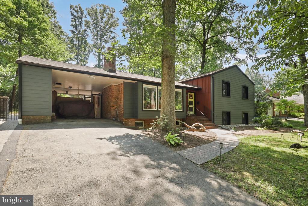 3411 STONEYBRAE DRIVE