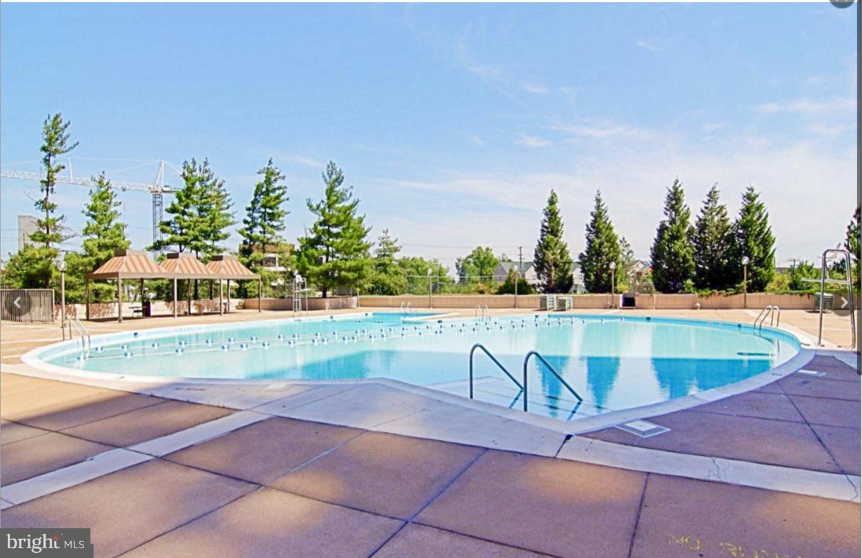 3705 S GEORGE MASON DRIVE 910S