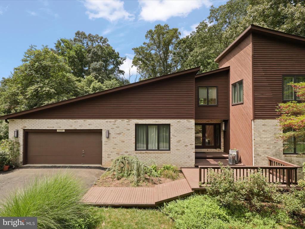 11737 FLEMISH MILL COURT