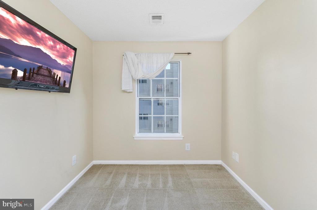12104 GREENWOOD COURT 301