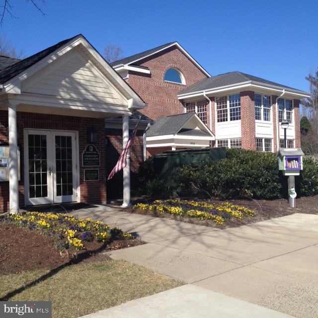 12104 GREENWOOD COURT 301