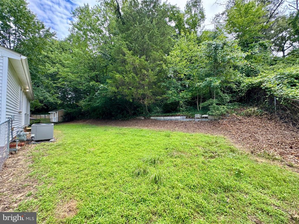 6435 RIVES COURT