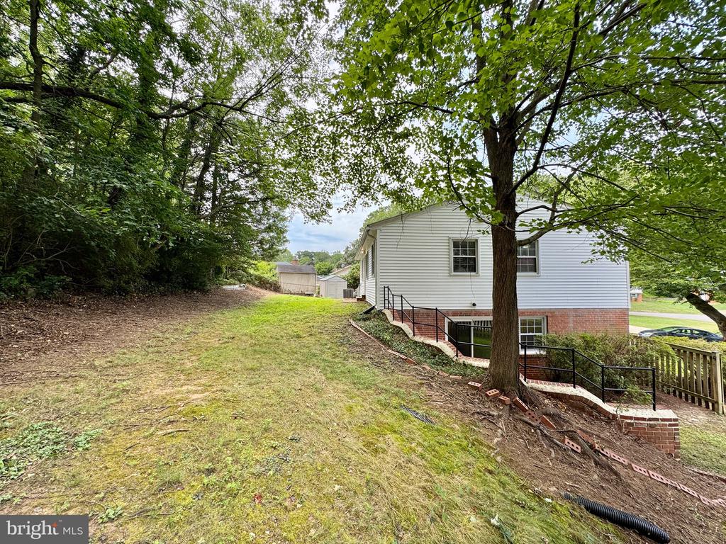 6435 RIVES COURT