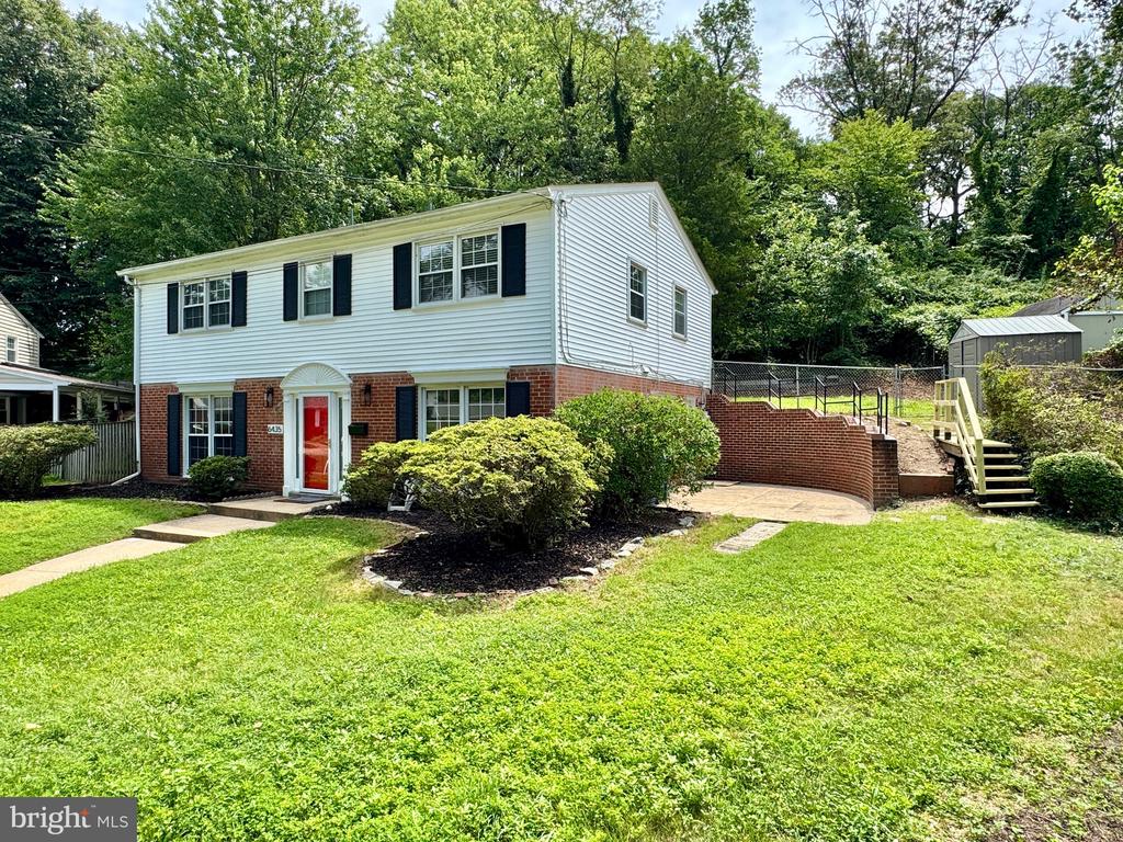 6435 RIVES COURT