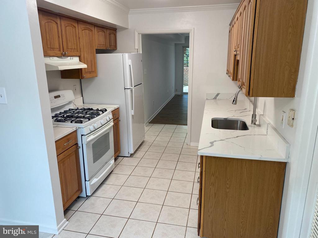6435 RIVES COURT