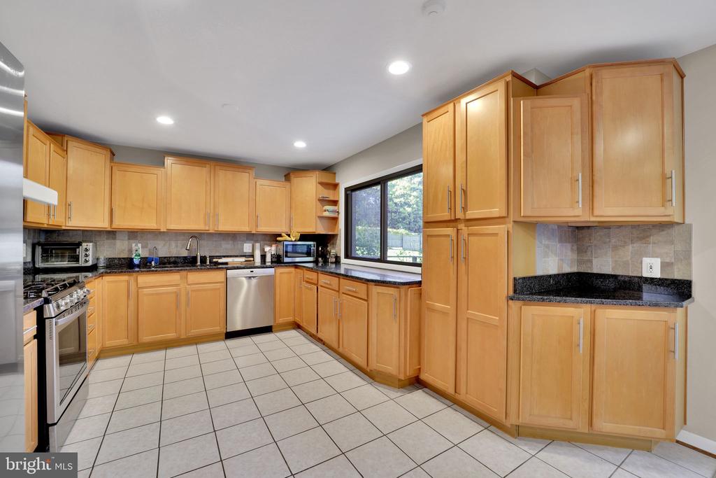 12106 QUORN LANE