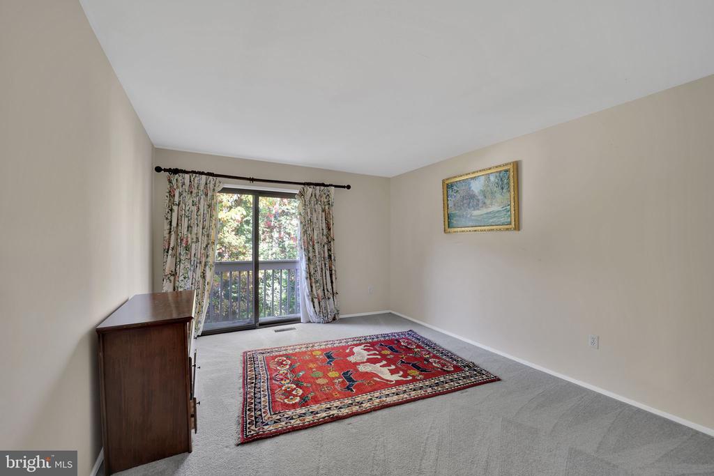 12106 QUORN LANE