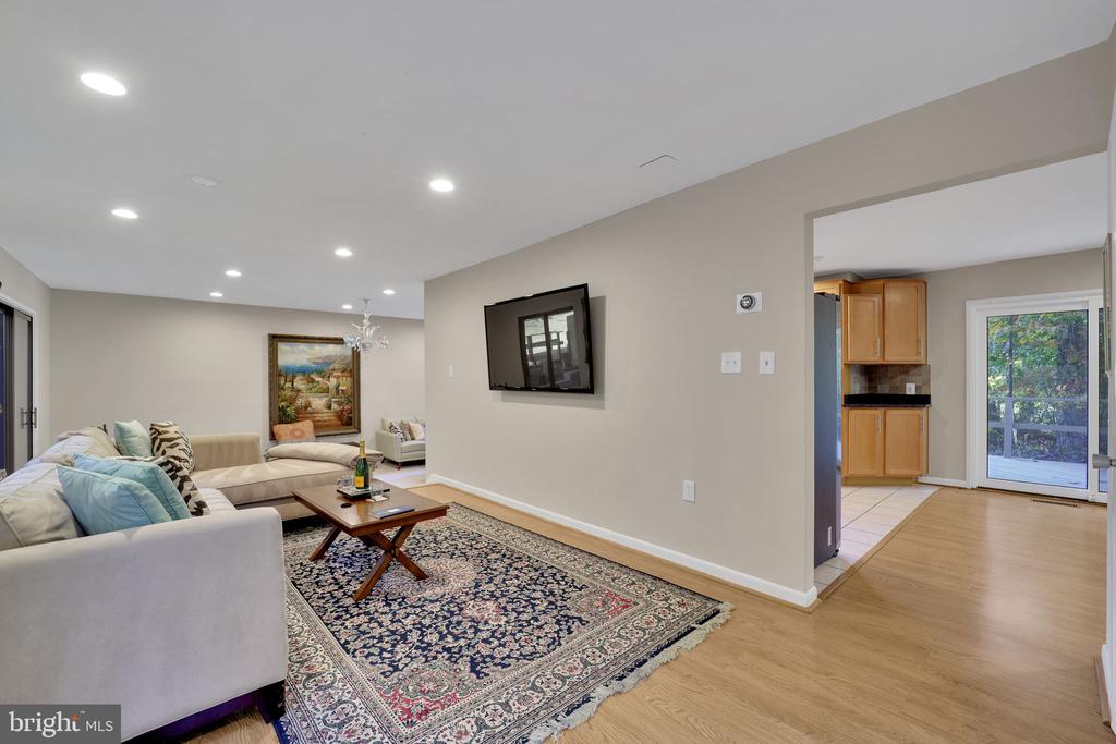 12106 QUORN LANE