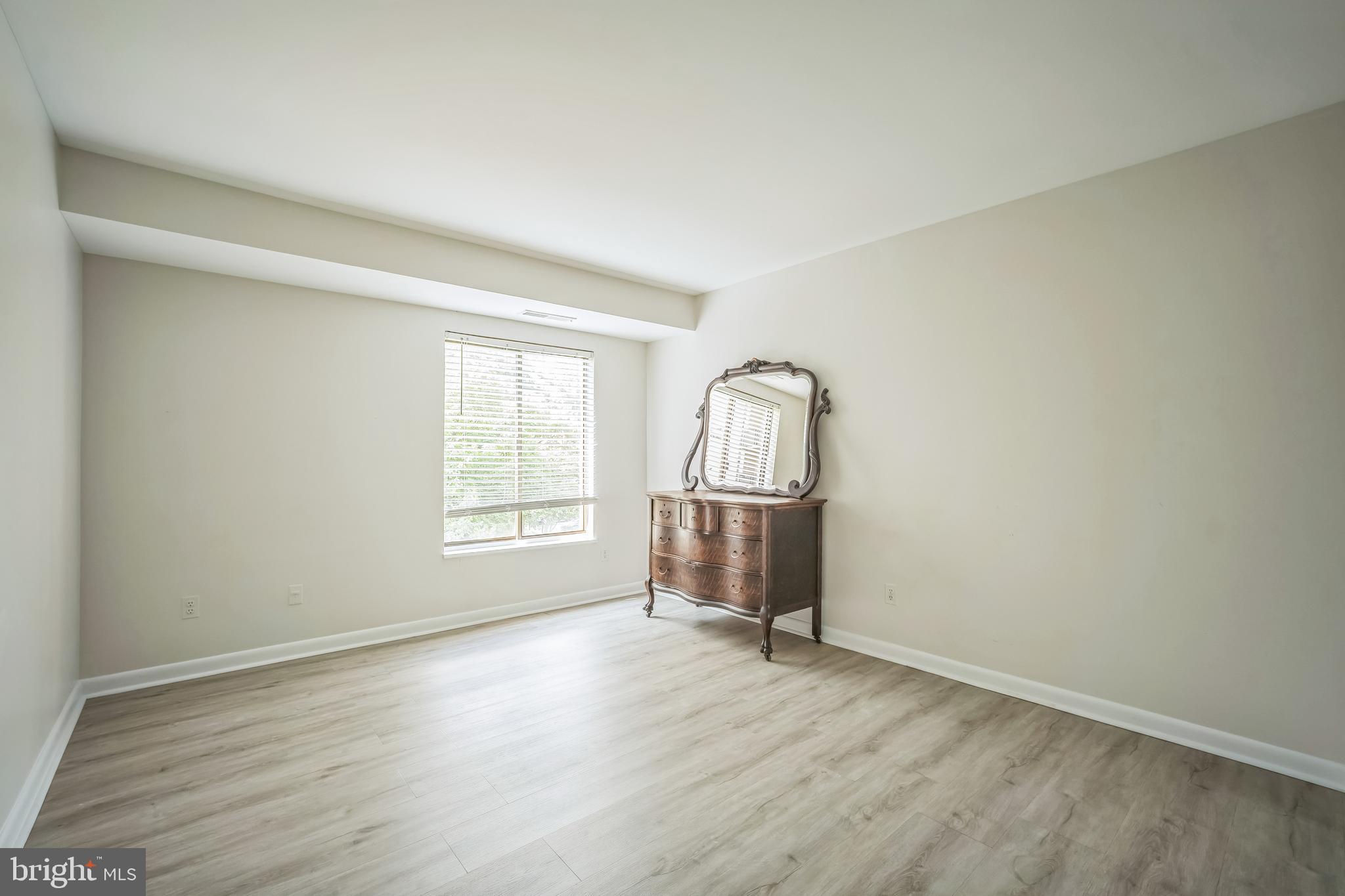 6001 ARLINGTON BOULEVARD 313