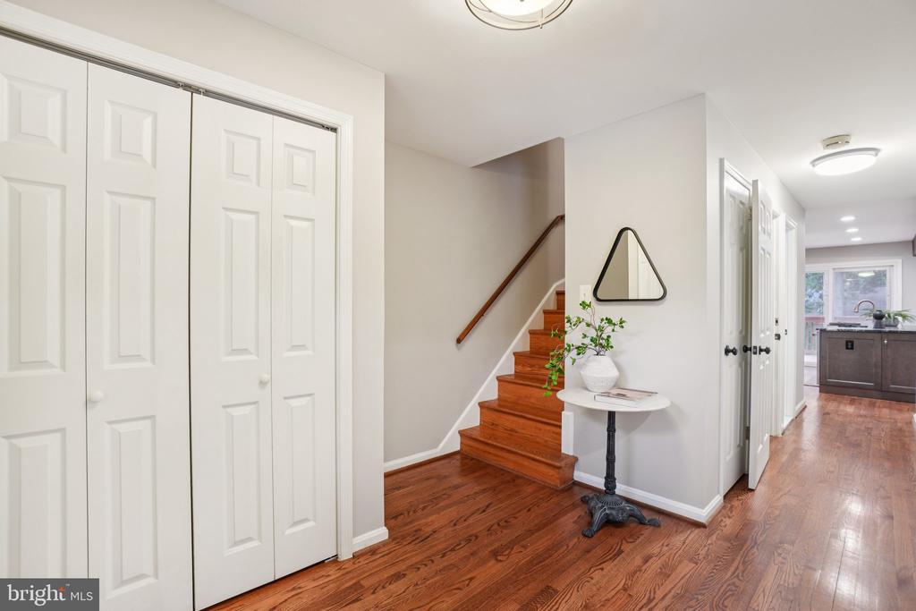 3321 SPRING LANE