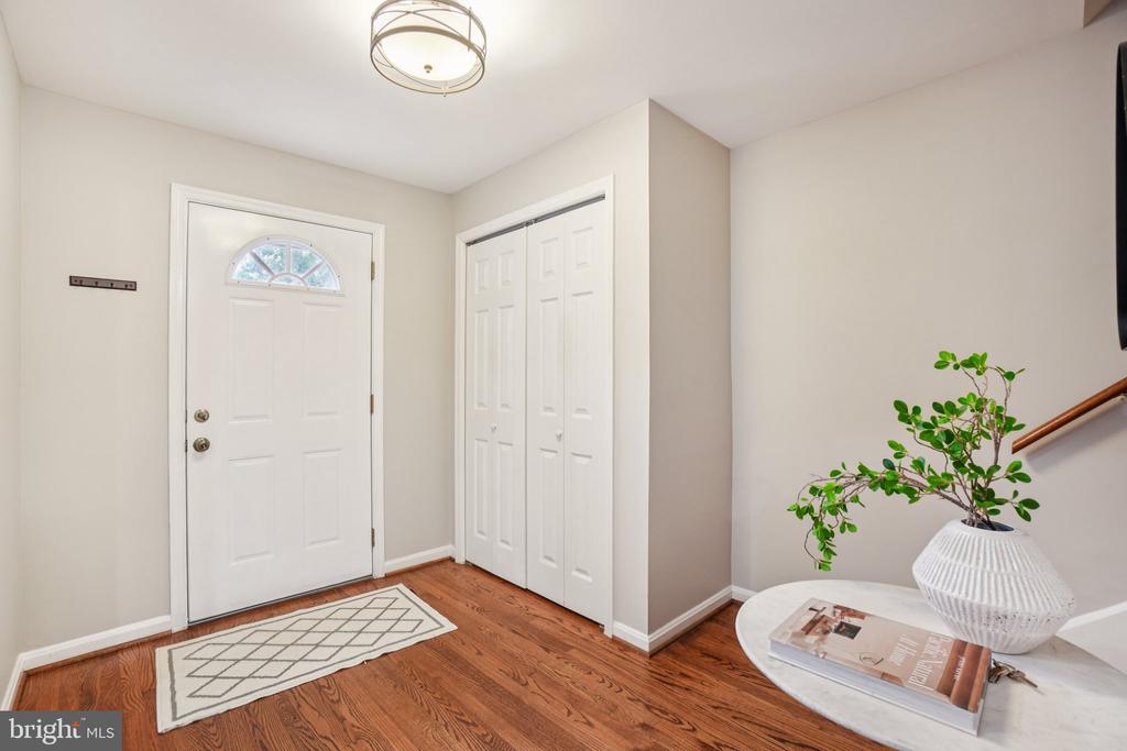 3321 SPRING LANE