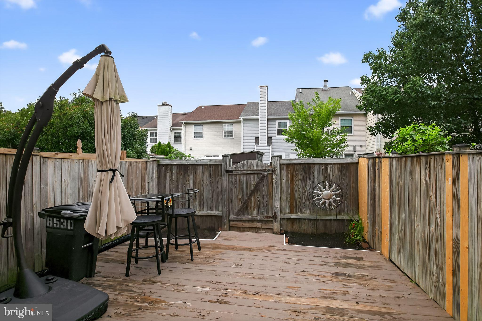 8530 SOUTHLAWN COURT