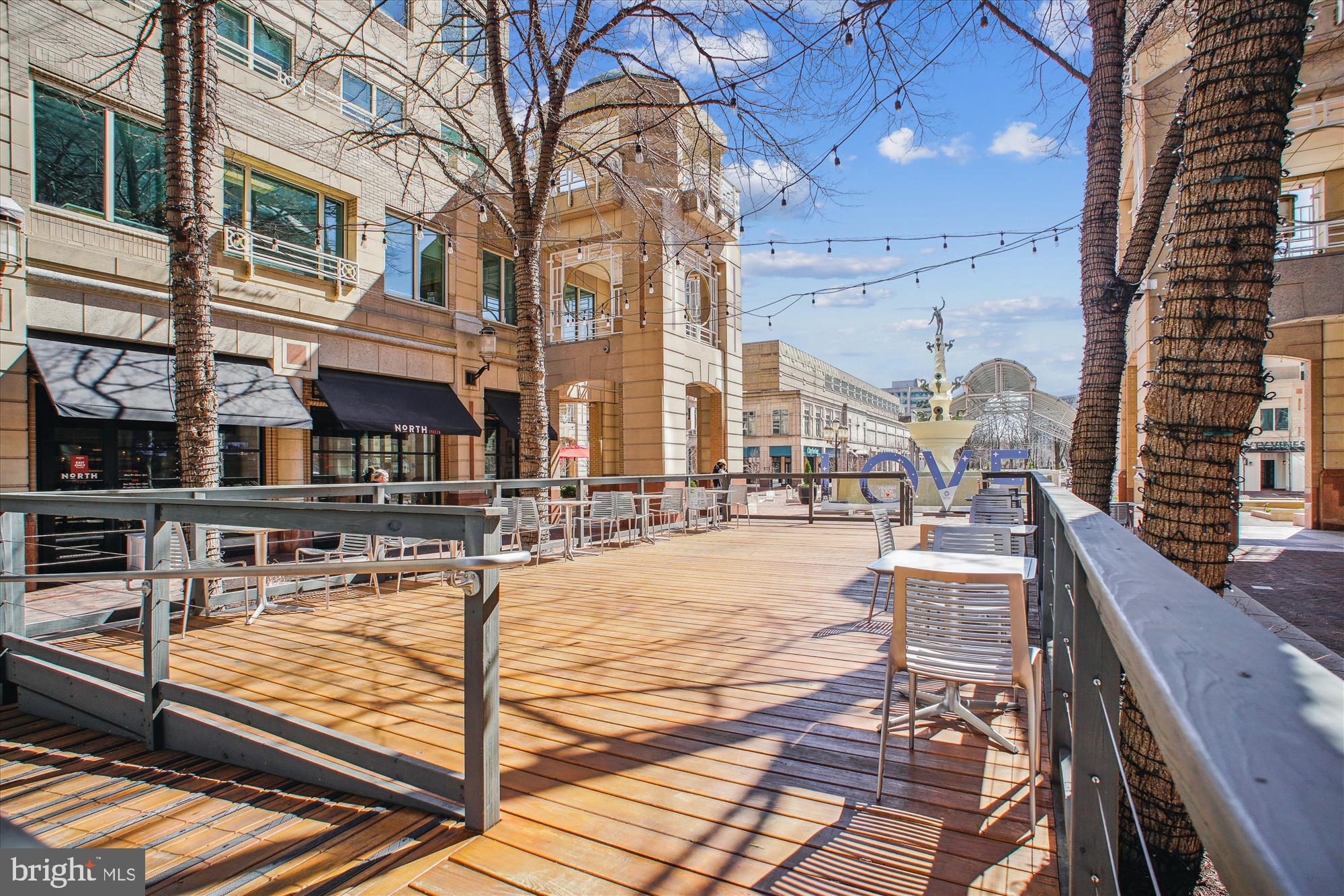 1626 WATERS EDGE LANE