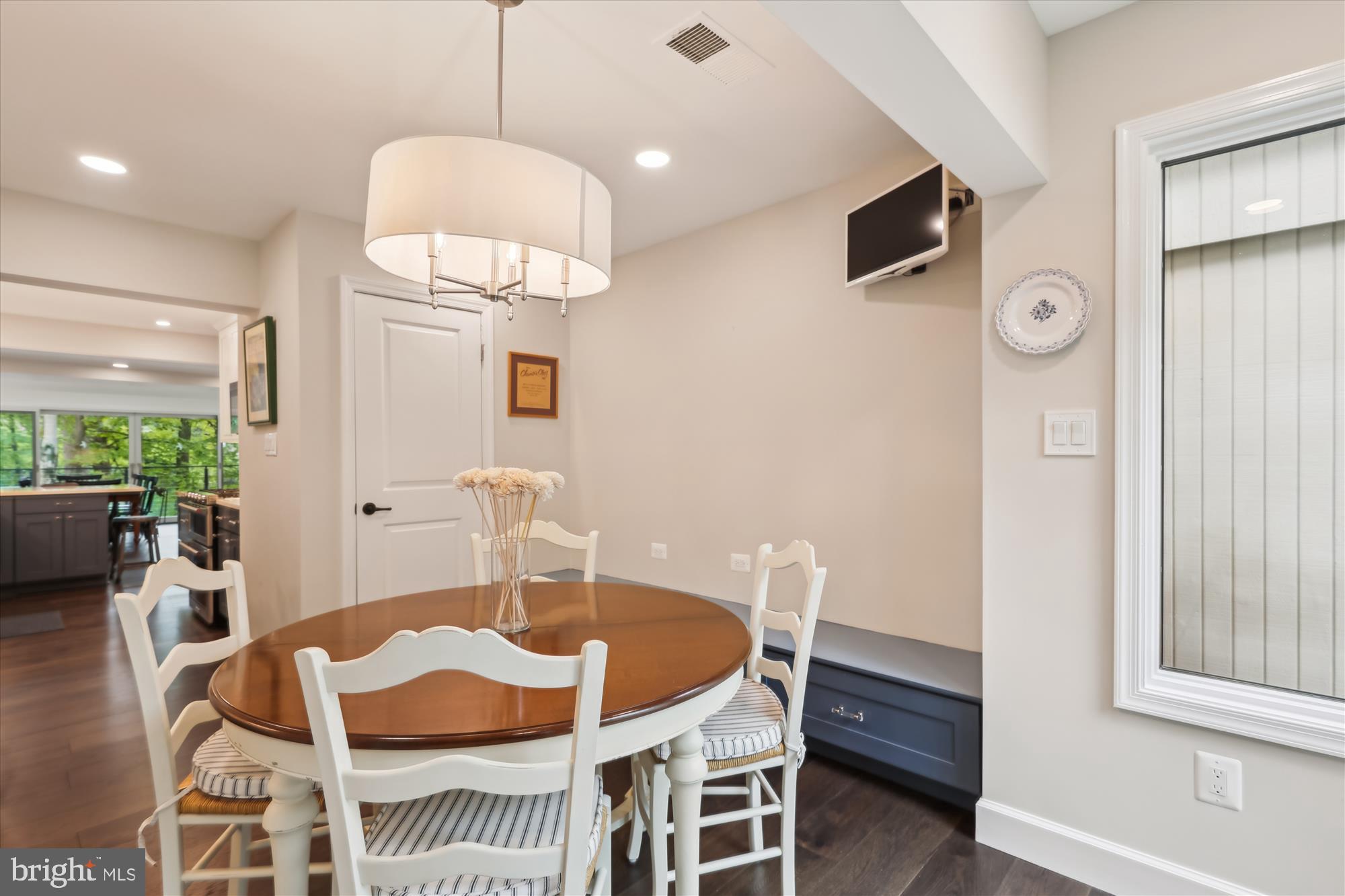 1626 WATERS EDGE LANE