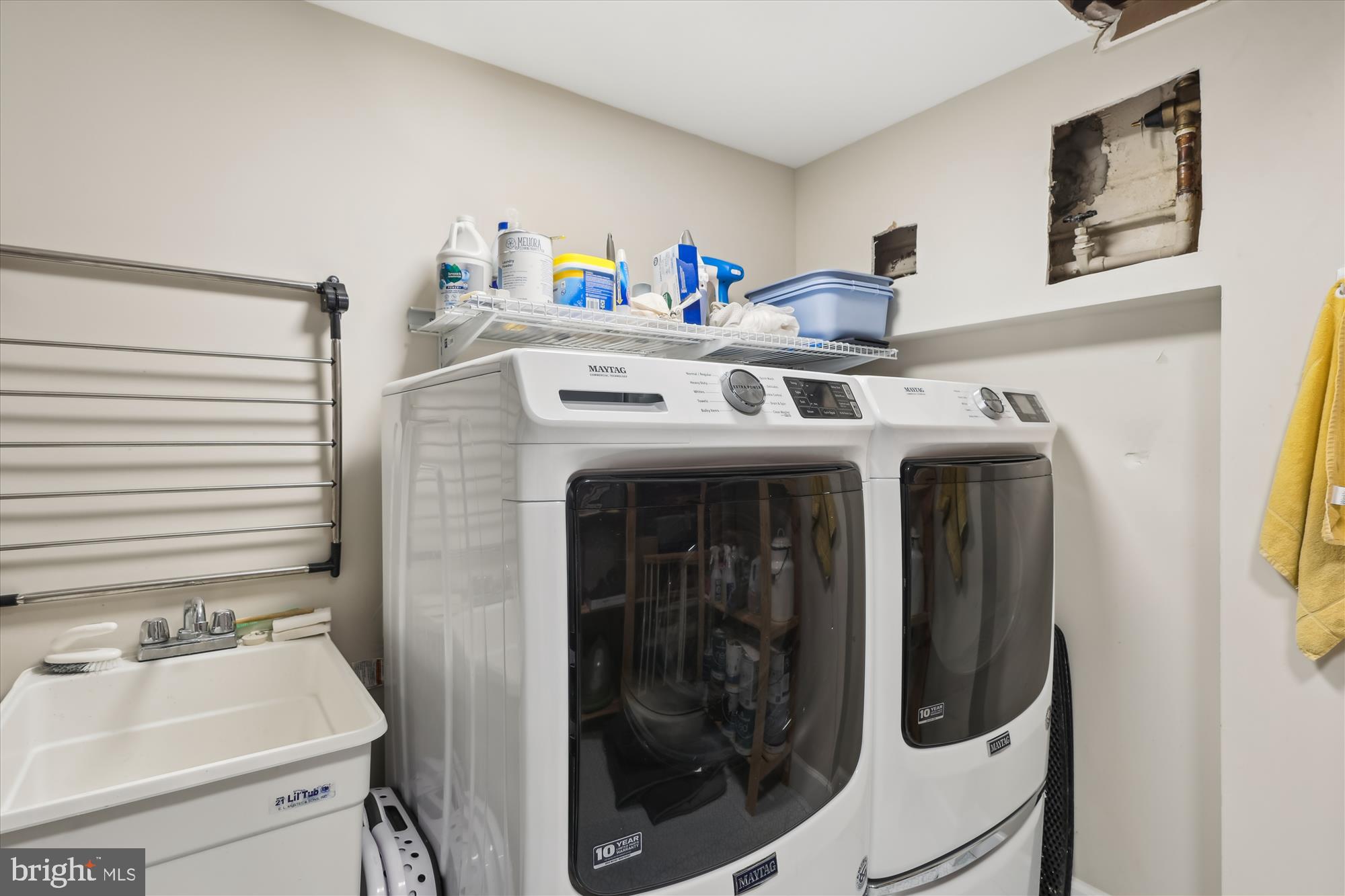 1626 WATERS EDGE LANE