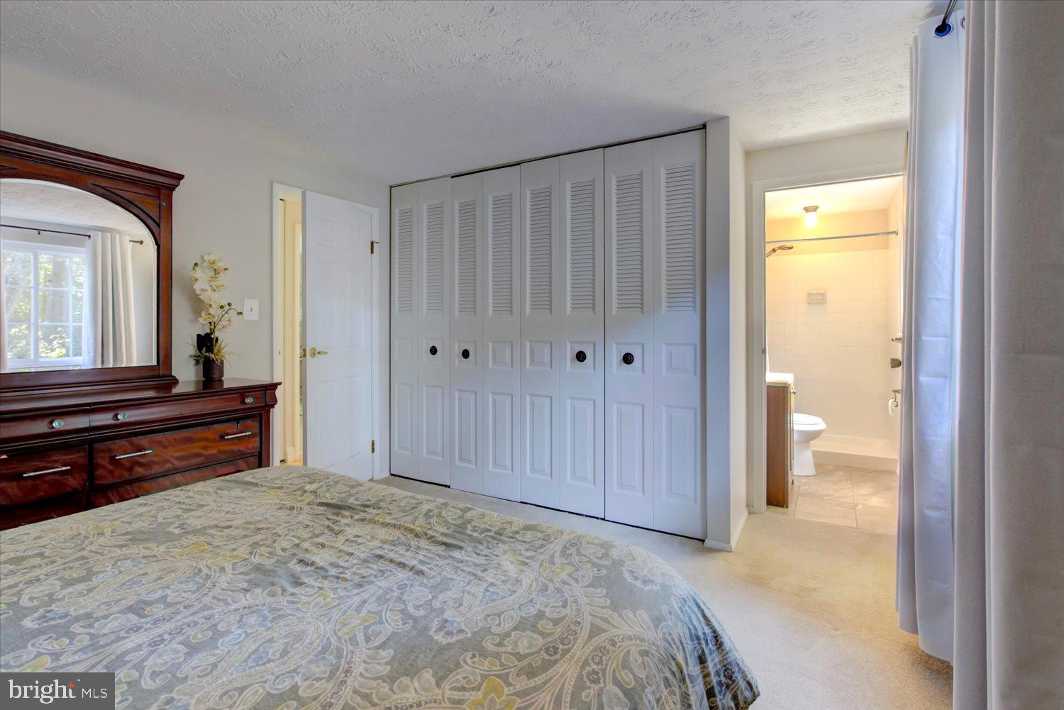 9744 WATER OAK DRIVE