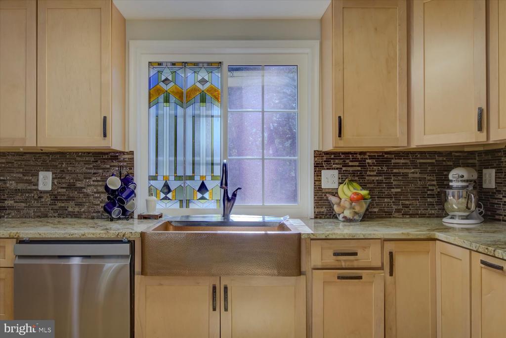 9744 WATER OAK DRIVE