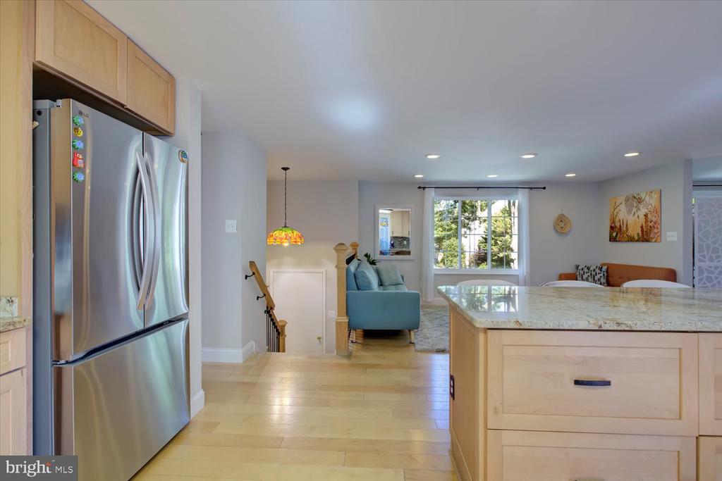 9744 WATER OAK DRIVE