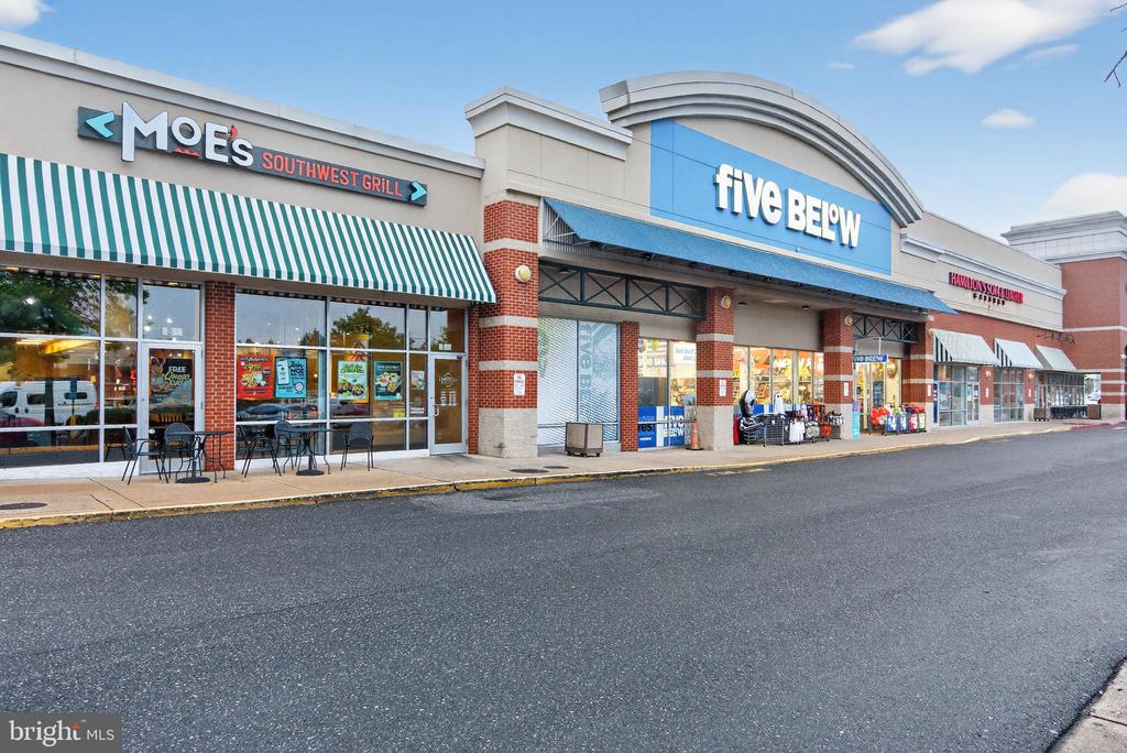 6147 LEESBURG PIKE 602