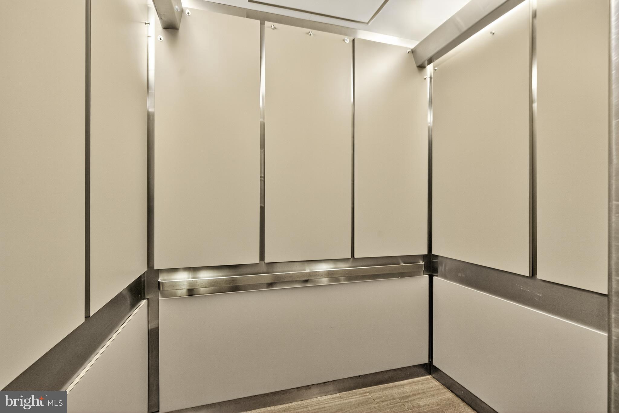 6147 LEESBURG PIKE 602