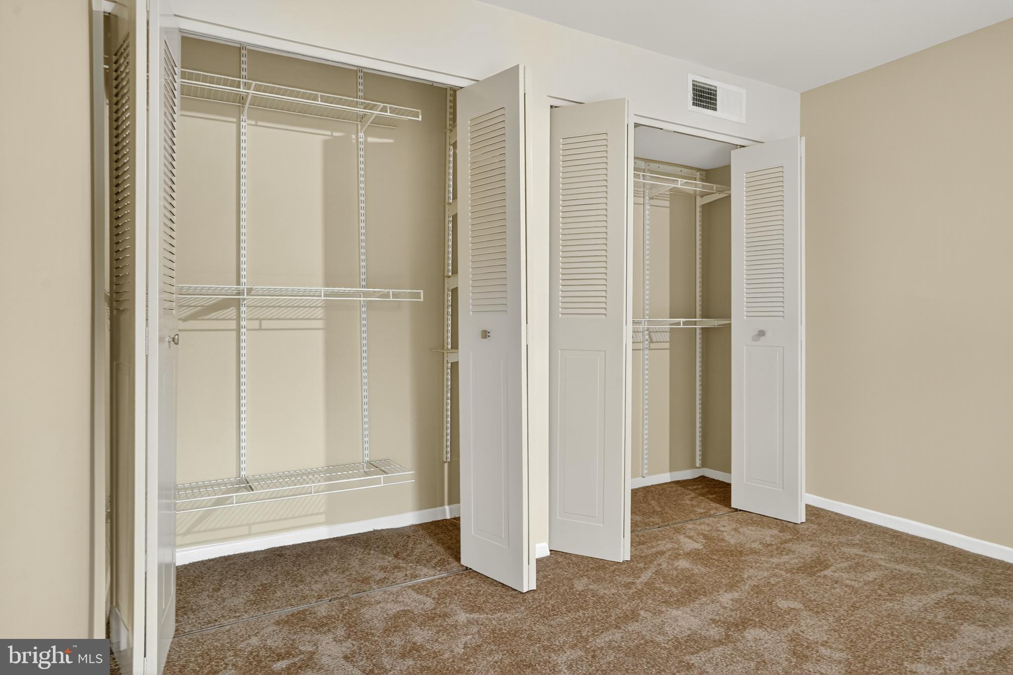 6147 LEESBURG PIKE 602