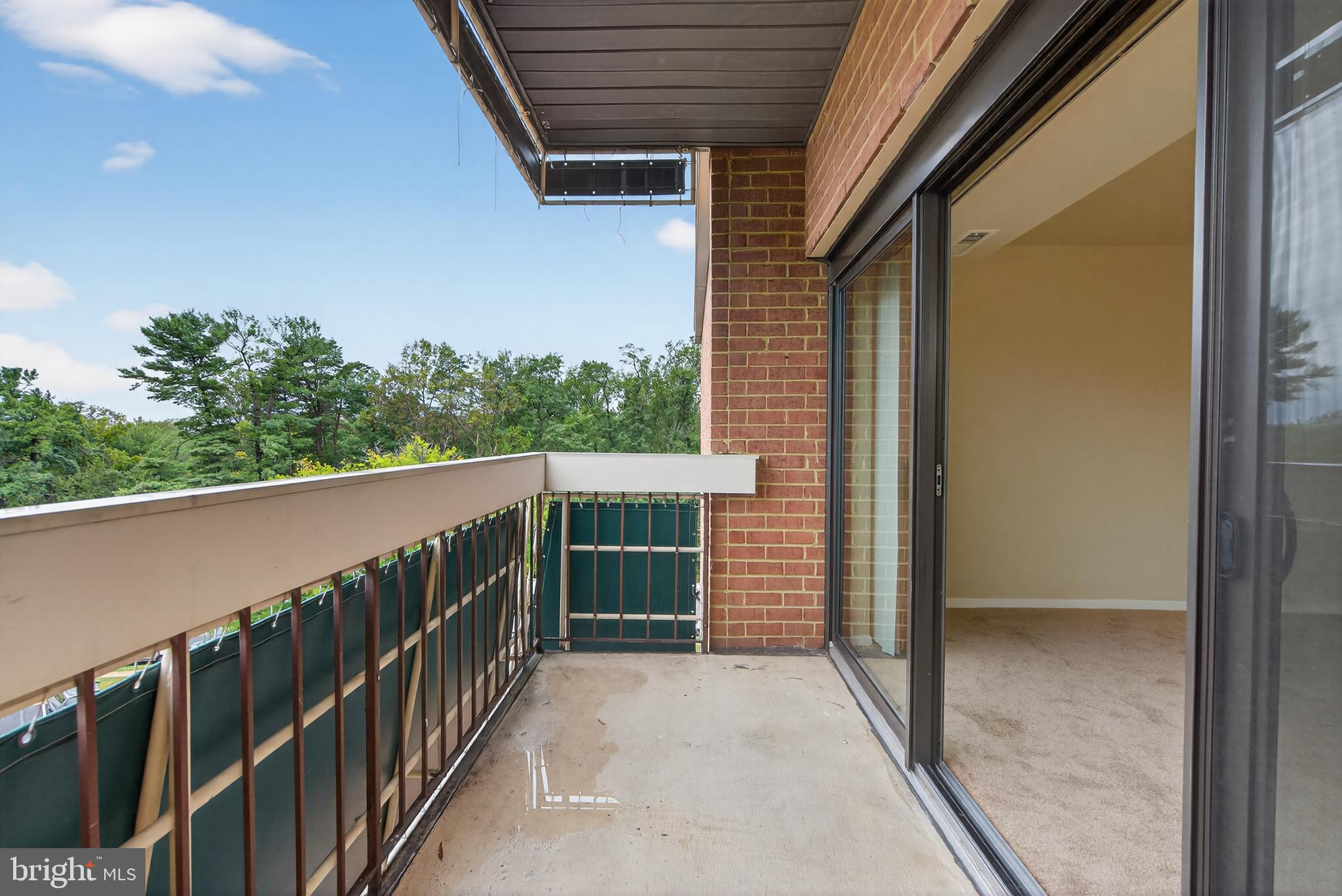 6147 LEESBURG PIKE 602