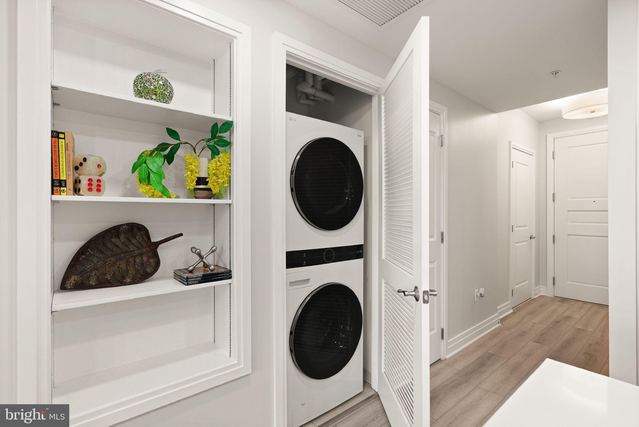 8220 CRESTWOOD HEIGHTS DRIVE 1210