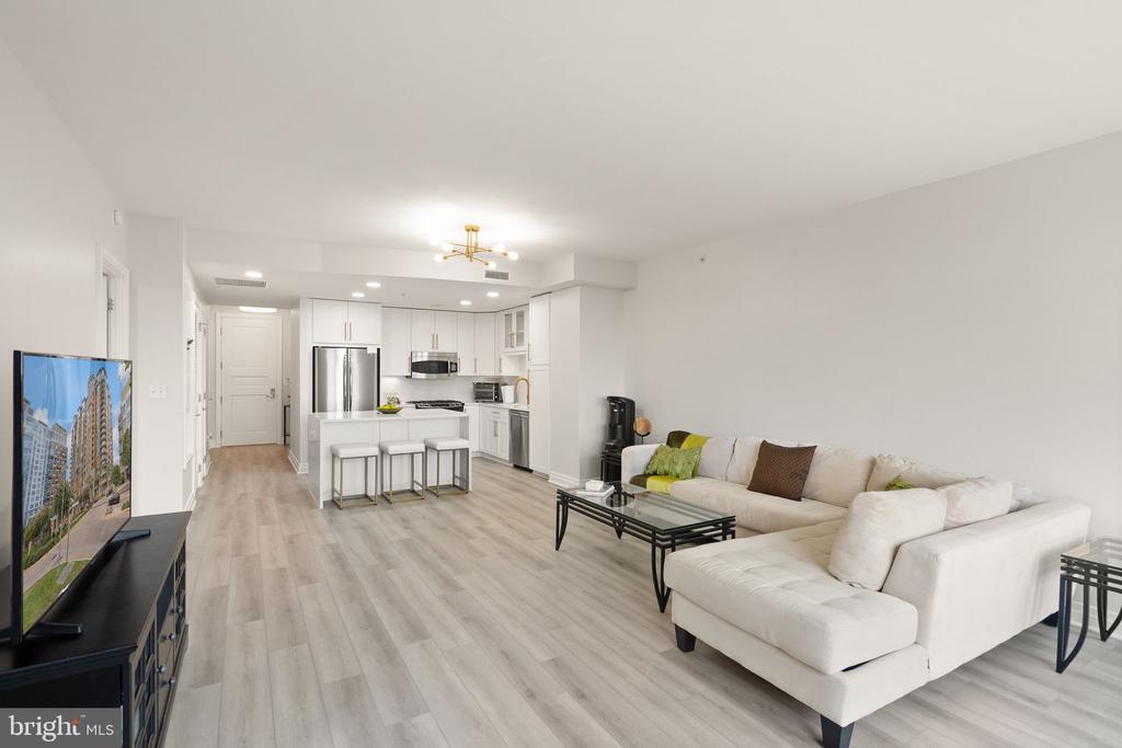 8220 CRESTWOOD HEIGHTS DRIVE 1210