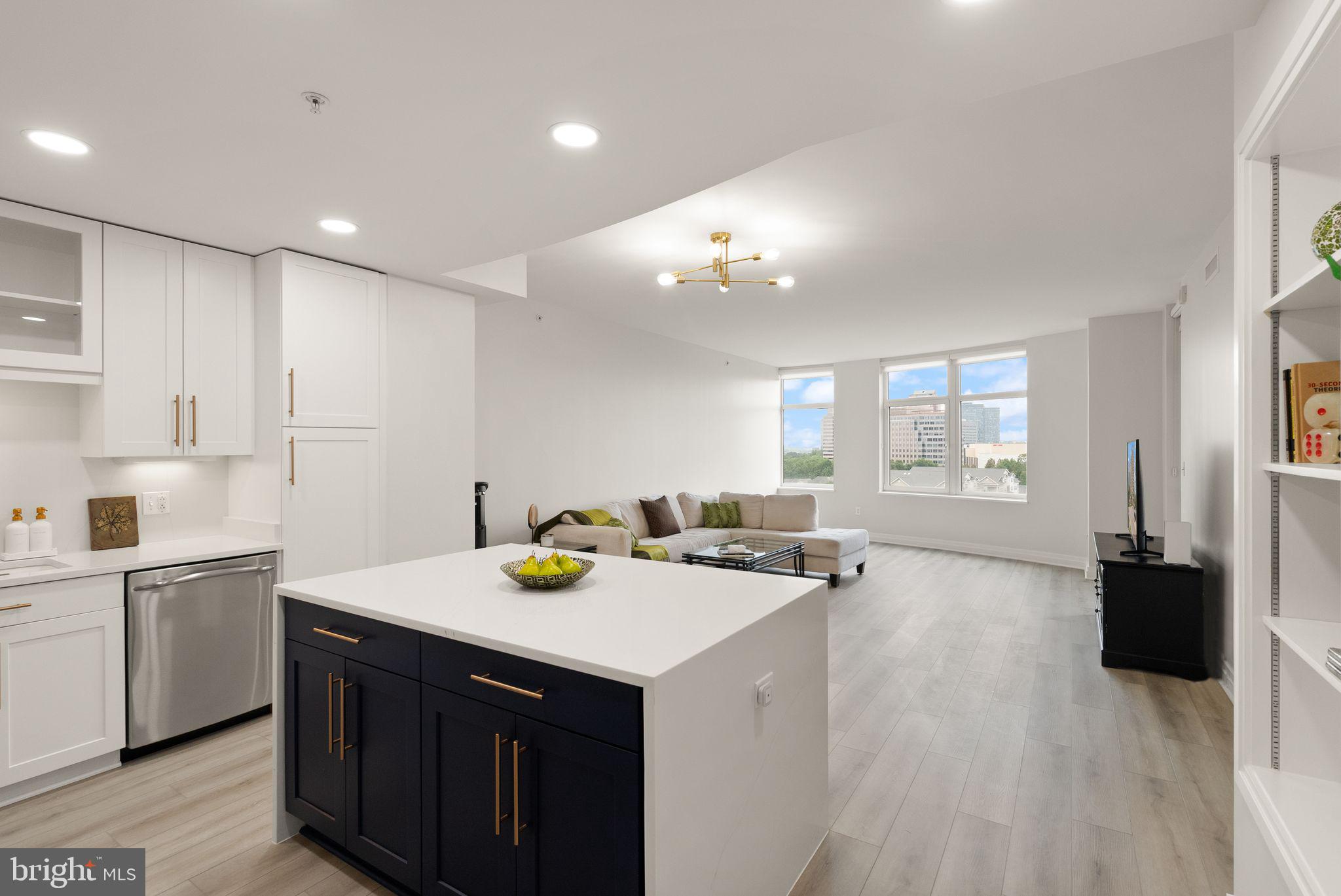 8220 CRESTWOOD HEIGHTS DRIVE 1210