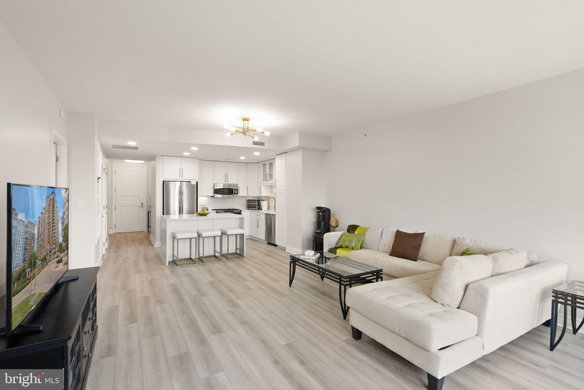 8220 CRESTWOOD HEIGHTS DRIVE 1210