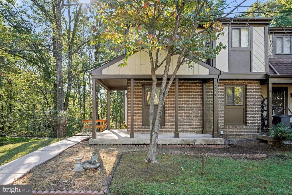 5879 JACKSONS OAK COURT