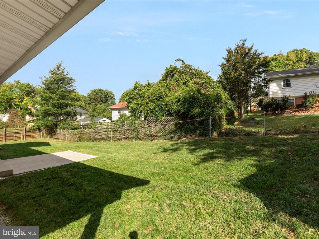 6434 RIVES COURT