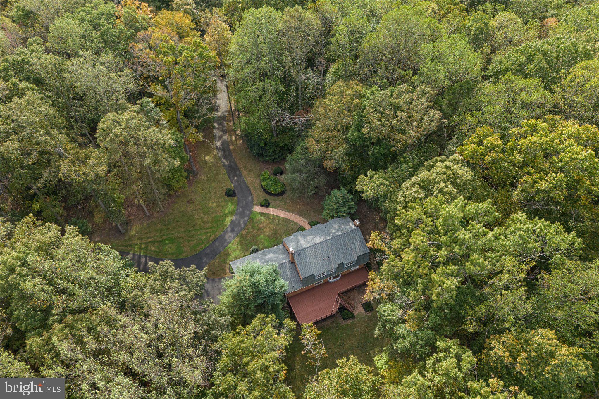 7917 MANOR HOUSE DRIVE