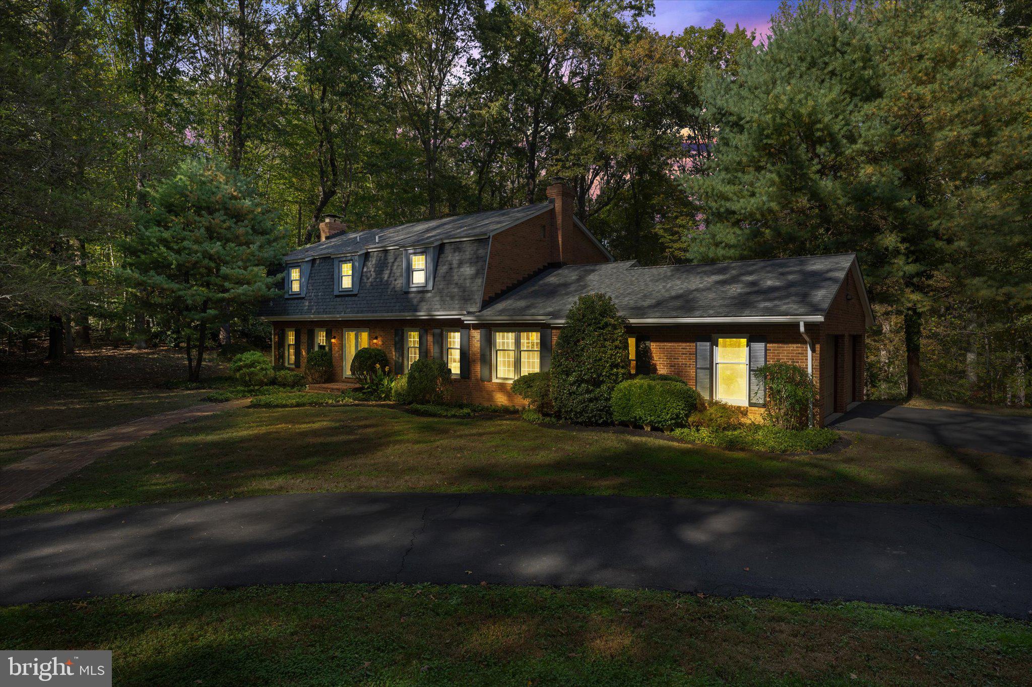 7917 MANOR HOUSE DRIVE