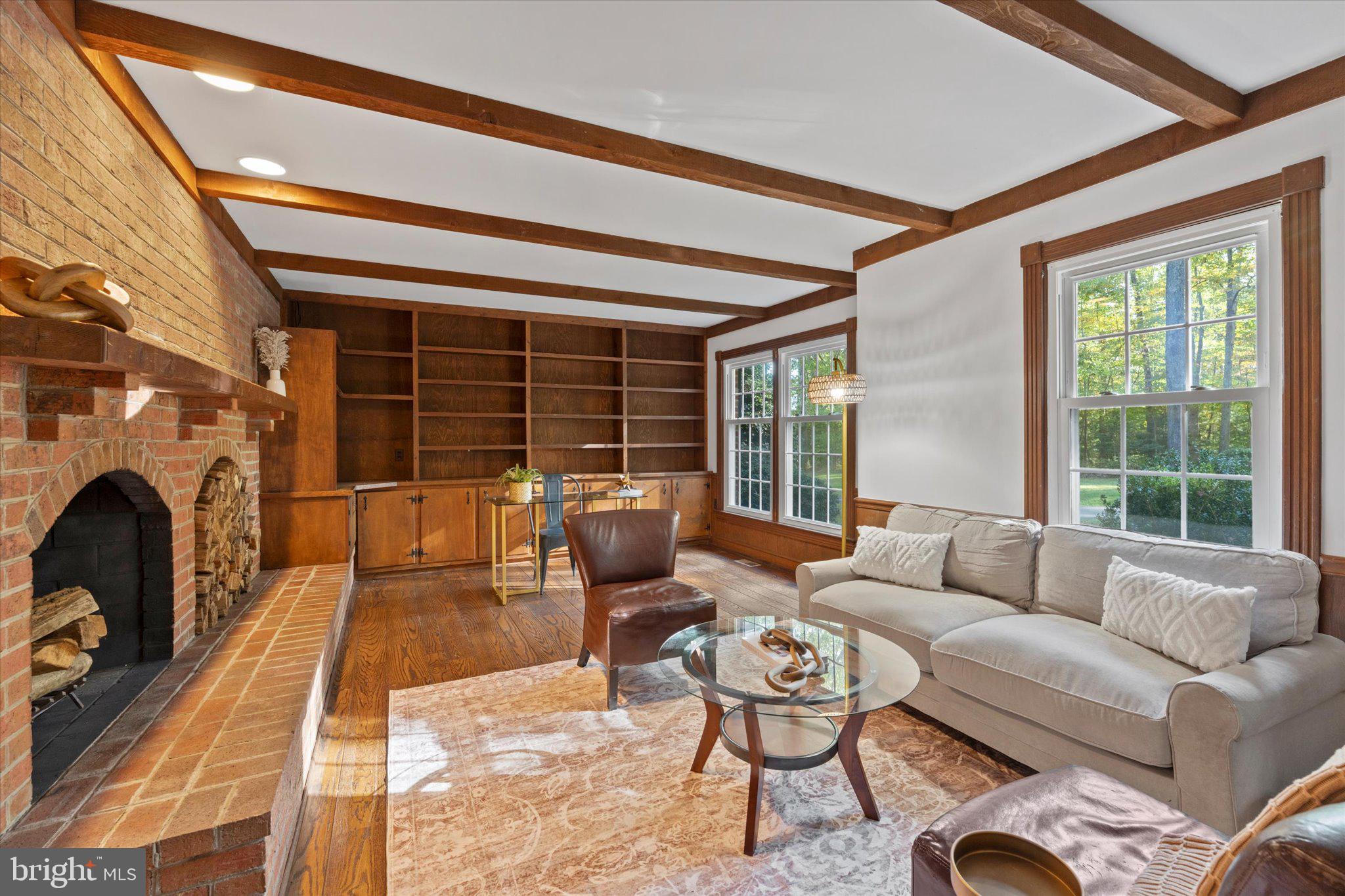 7917 MANOR HOUSE DRIVE