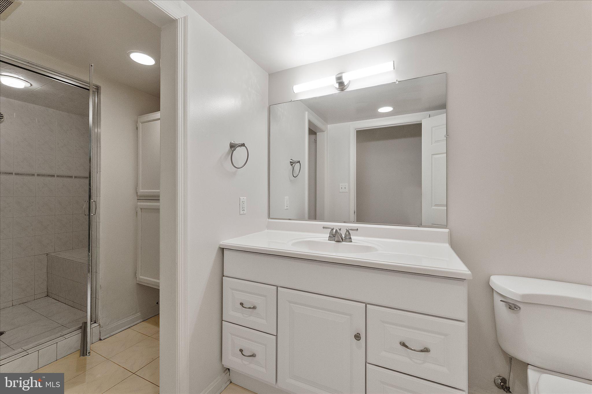 7917 MANOR HOUSE DRIVE