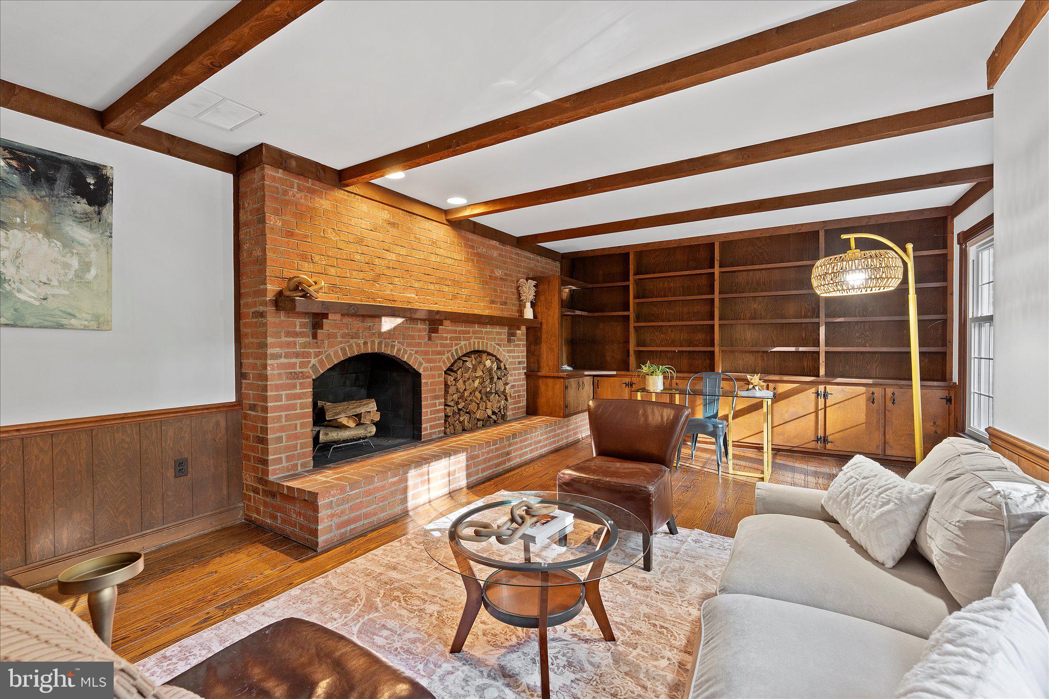 7917 MANOR HOUSE DRIVE