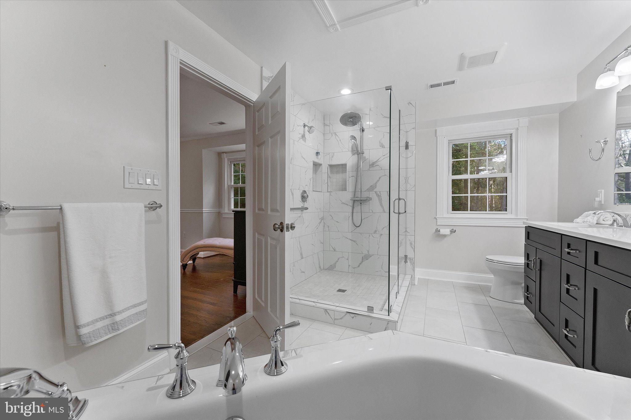 7917 MANOR HOUSE DRIVE