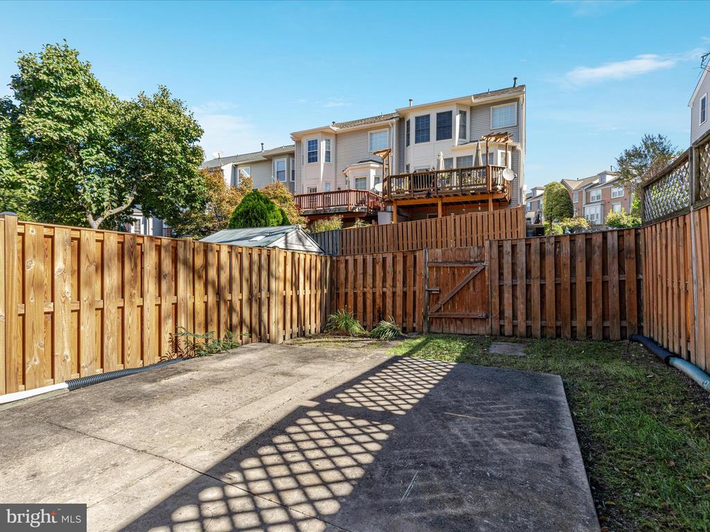 7219 KOUSA LANE