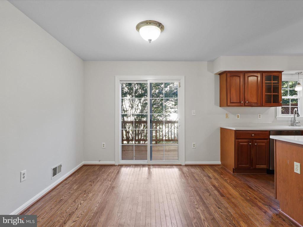 2012 PIERIS COURT