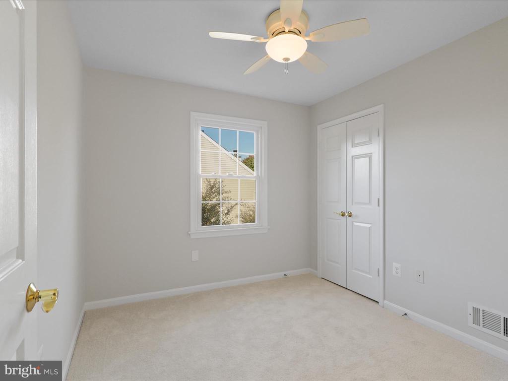 2012 PIERIS COURT