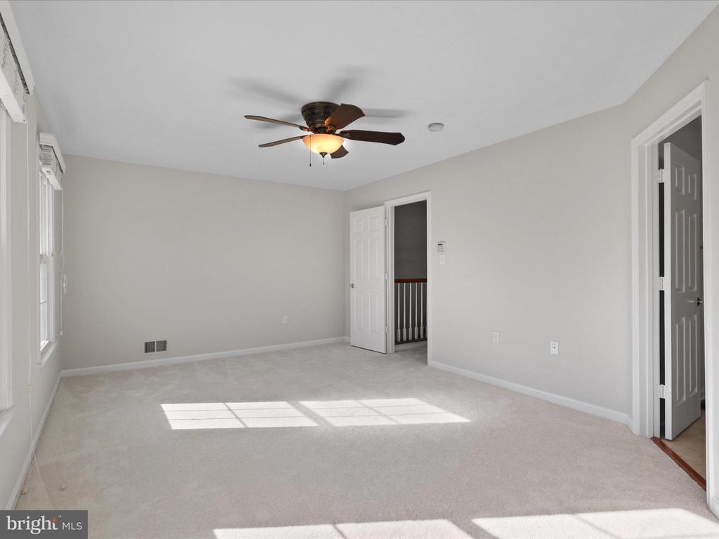 2012 PIERIS COURT