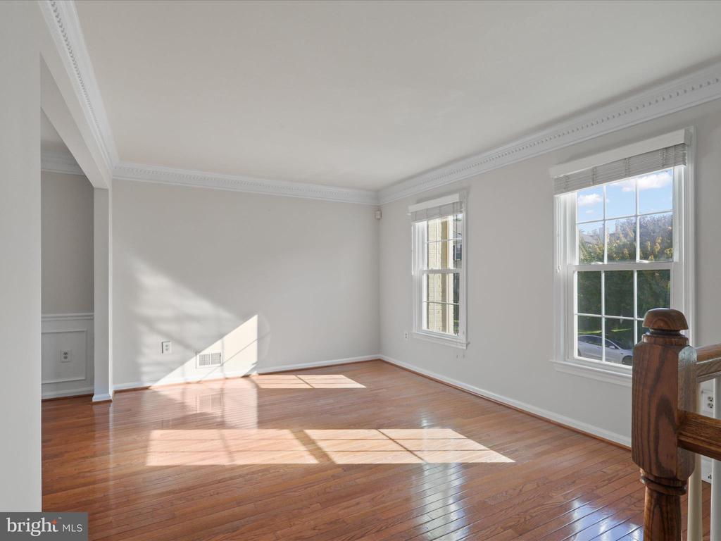 2012 PIERIS COURT
