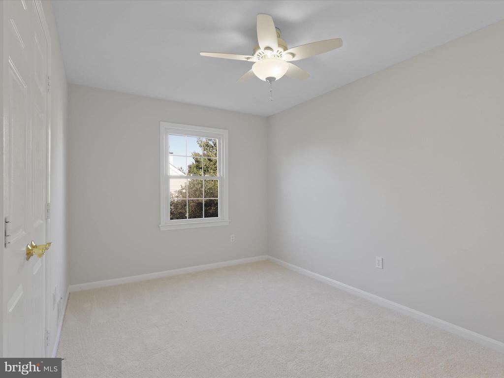 2012 PIERIS COURT