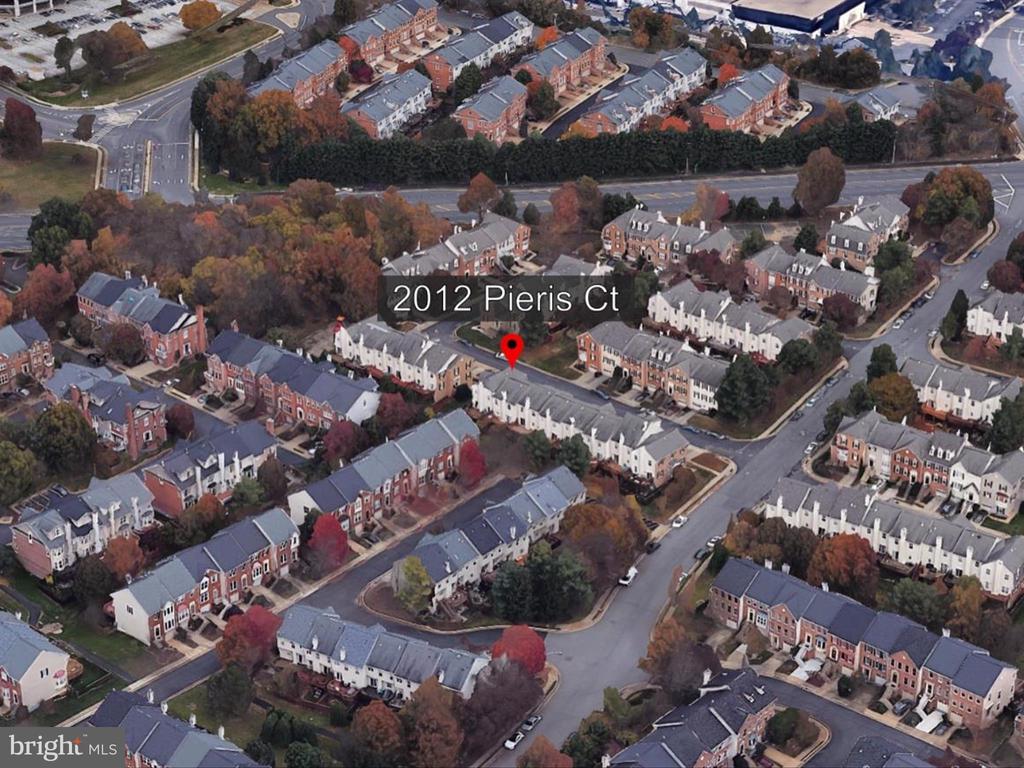 2012 PIERIS COURT