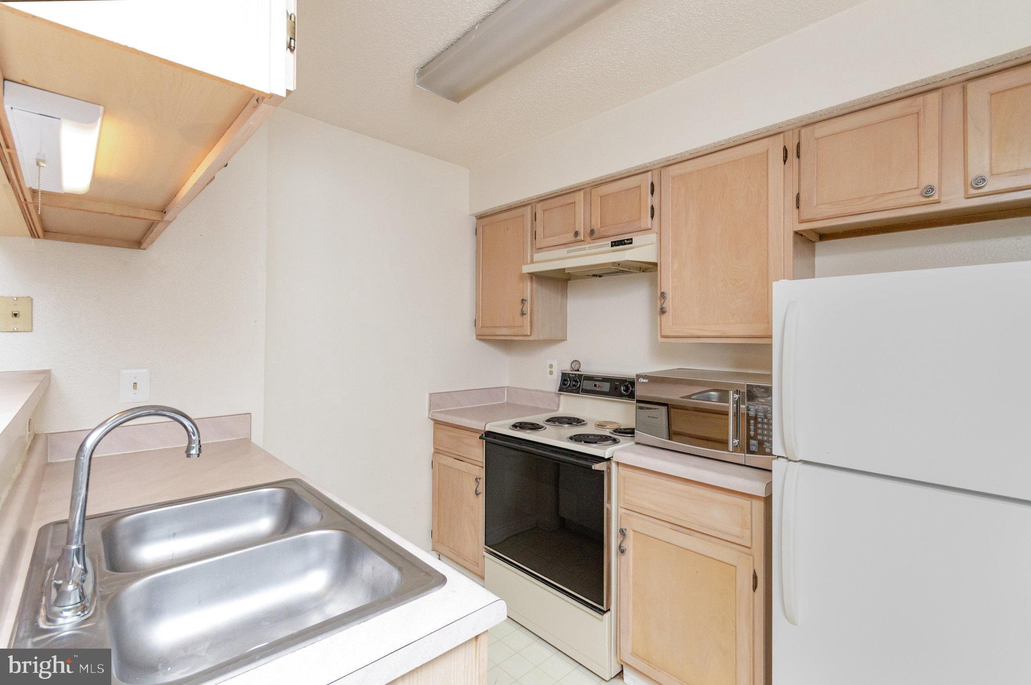 1504 LINCOLN WAY 108