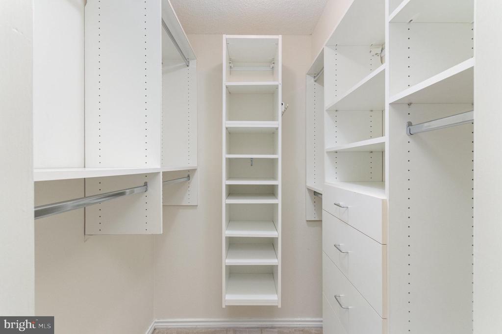 1504 LINCOLN WAY 108